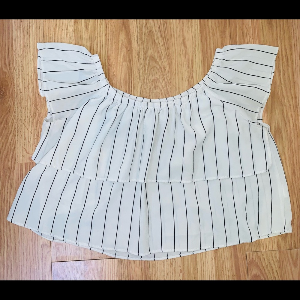 Woman’s crop top
